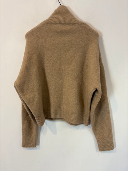 ZARA. Black stretch knit top. TL