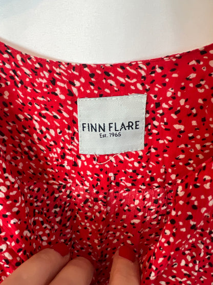 FINN FALRE. Vestido midi rojo estampado . T M