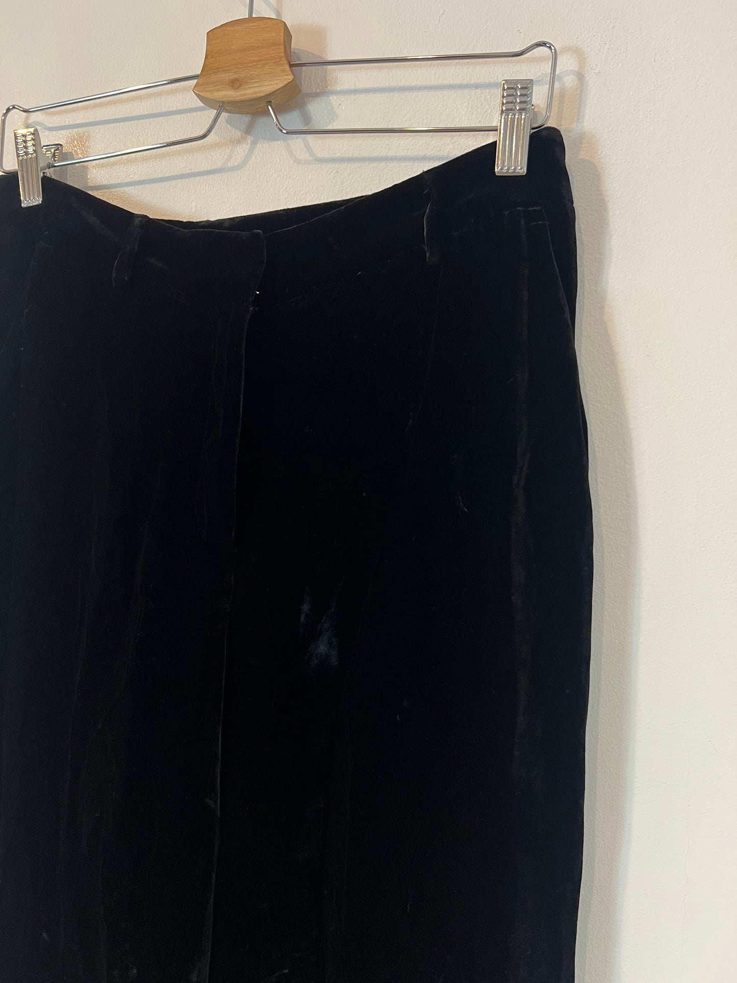 ZARA. Beige flowing blouse. Size M