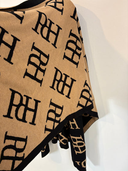 PEDRO DEL HIERRRO. Capa bicolor logo