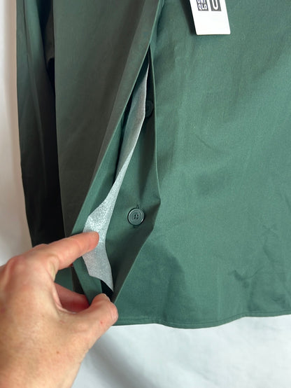 UNIQLO. Camisa verde oscuro algodón. T XS (s/m)