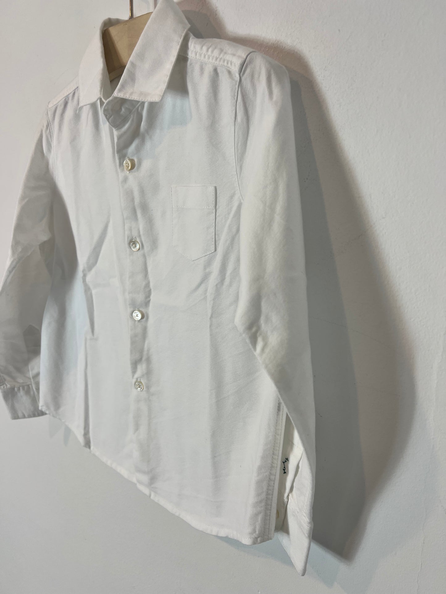 NANOS. Camisa blanca algodón. T 5 años