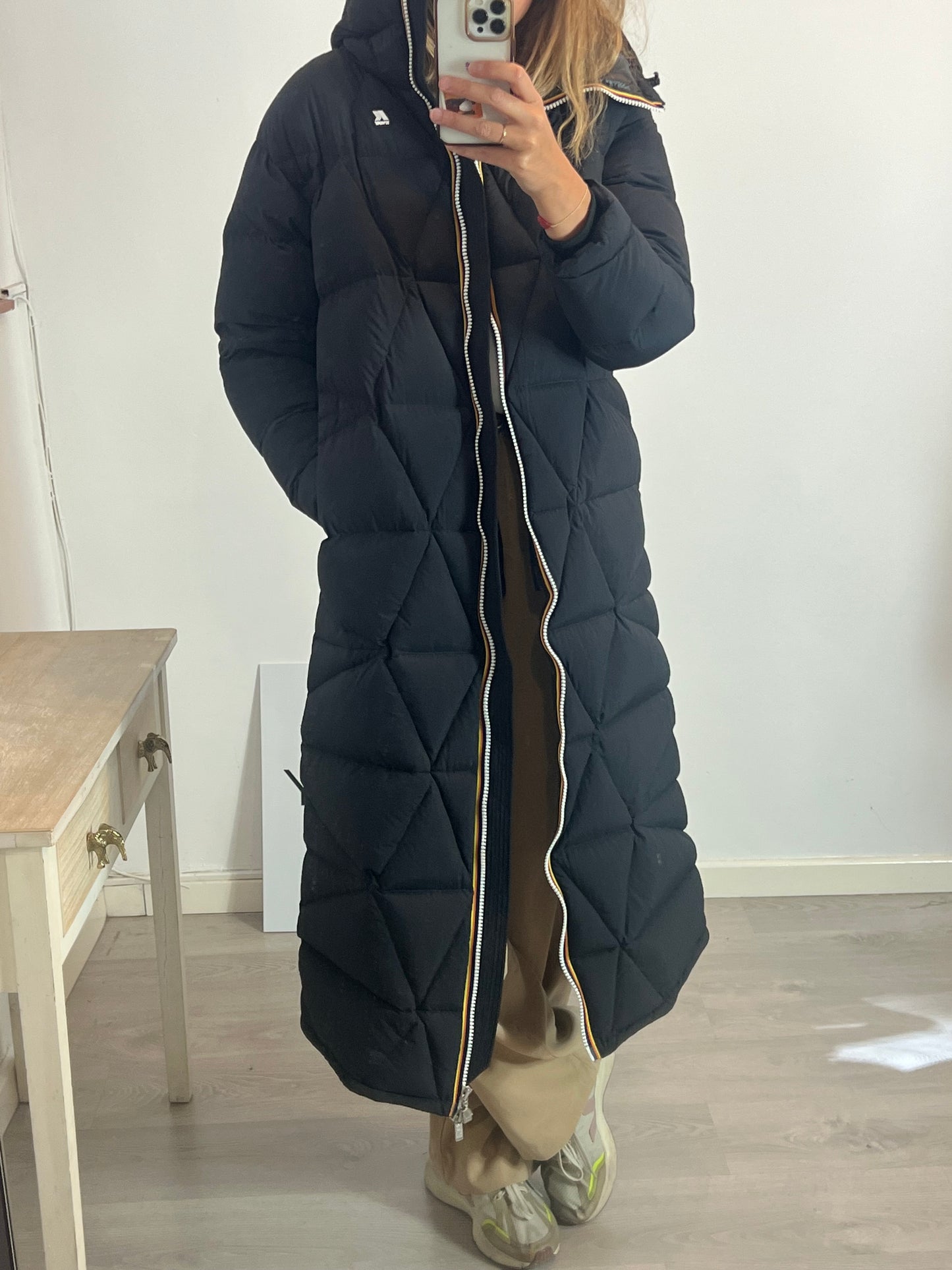 K-WAY SEVEN. Plumas largo reversible negro T.7(m)