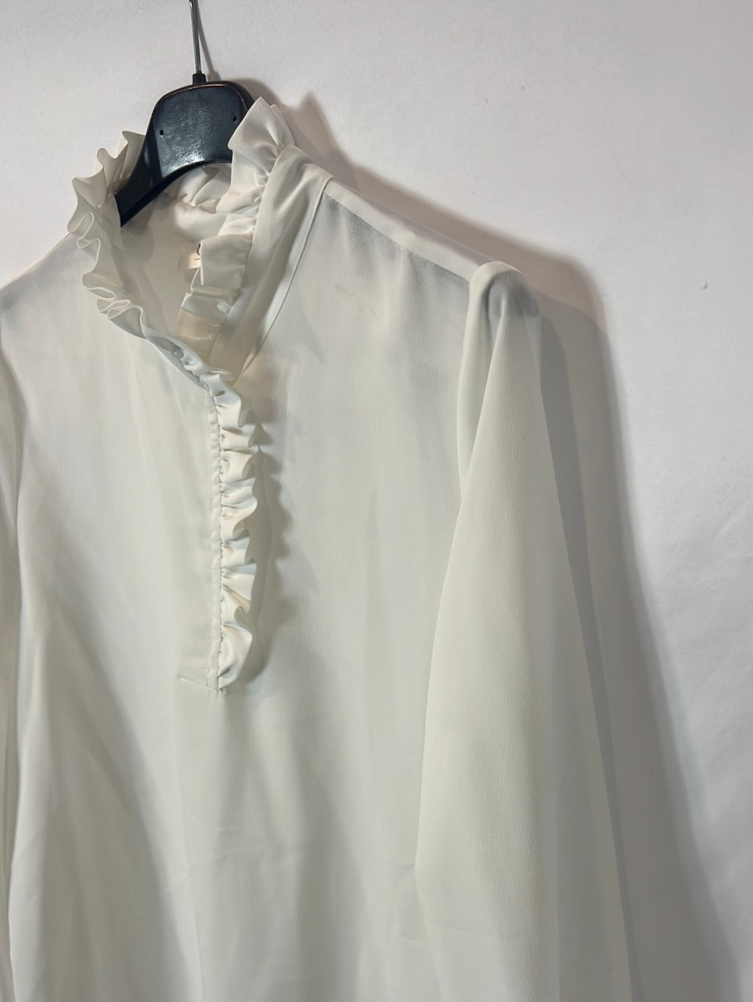 CARCUI. blusa blanca fluida T.s