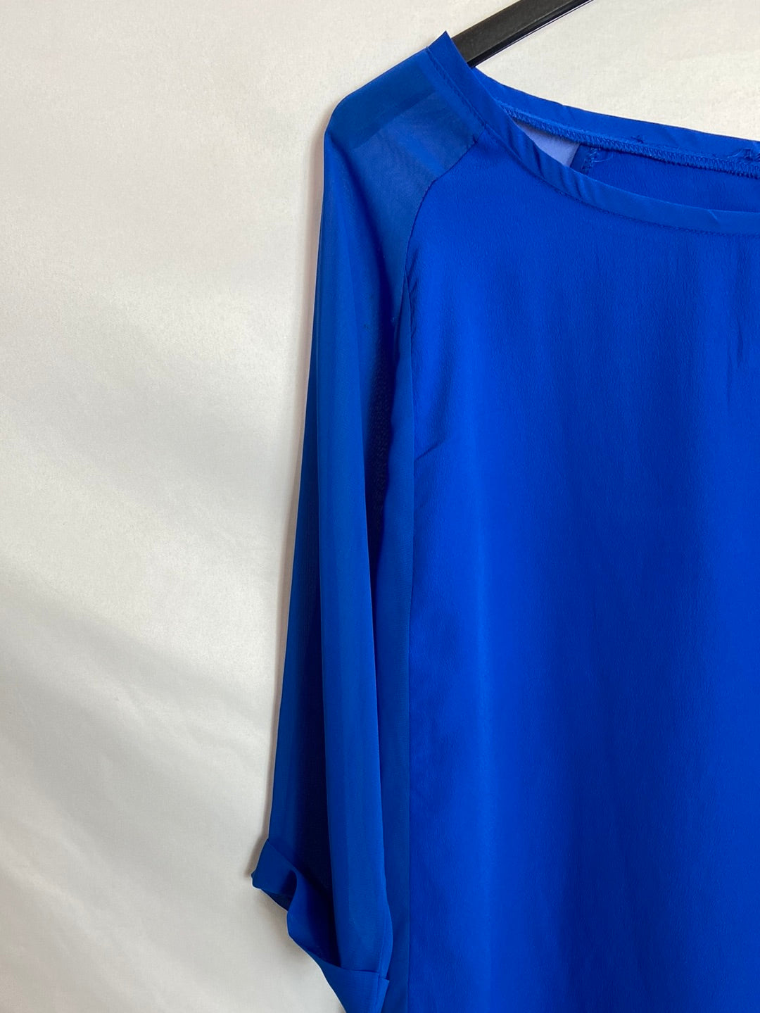STRADIVARIUS. Blue blouse with semi-transparent sleeves TS