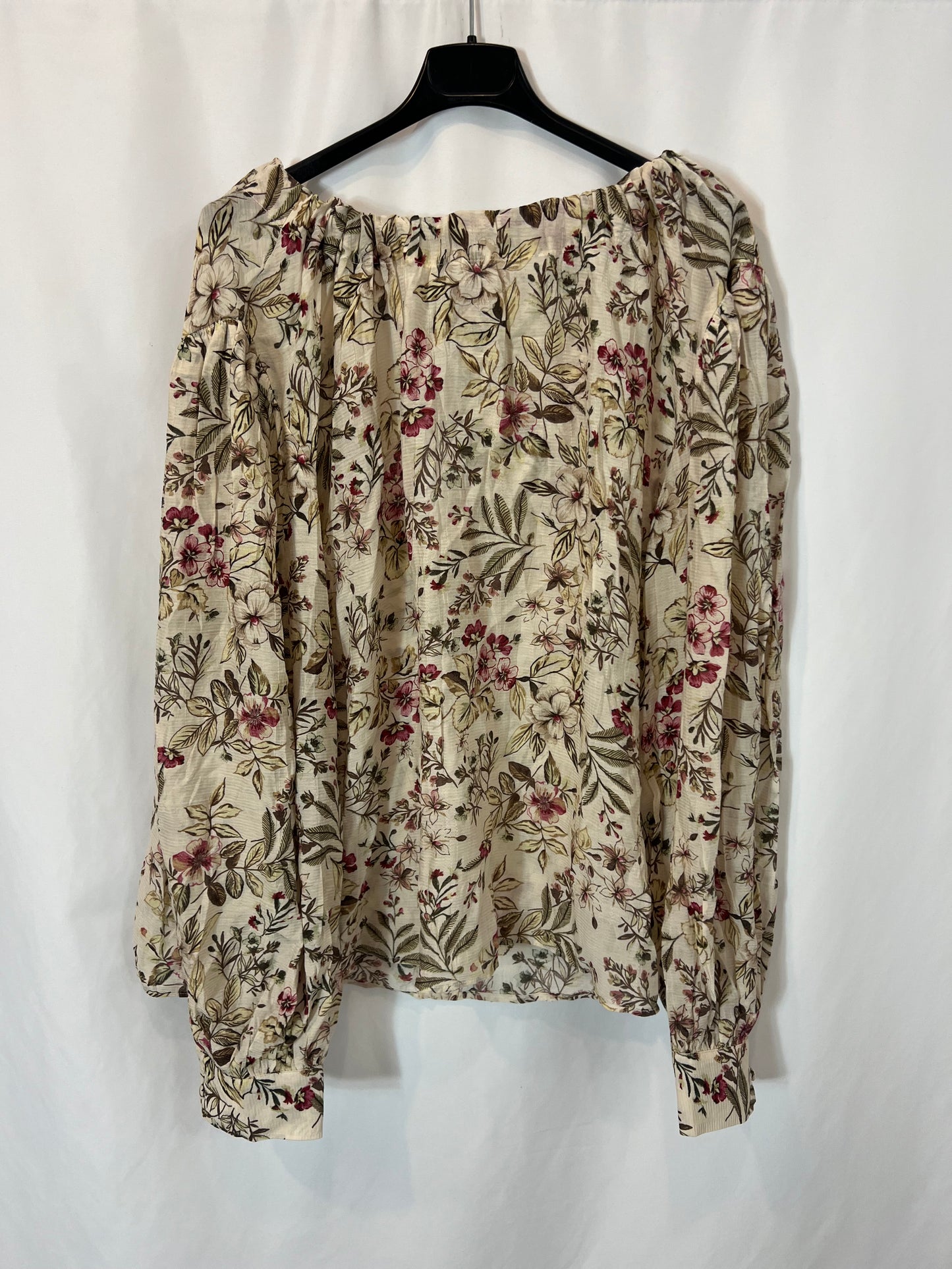 MANGO. Blusa beige flores T.m