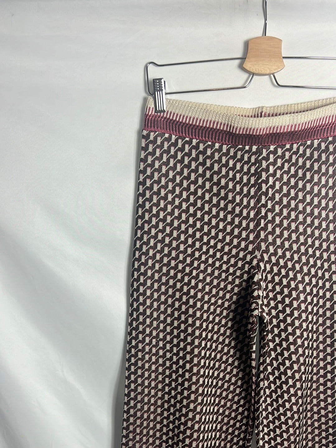 ZARA. Pantalón culotte textura estampado. T S