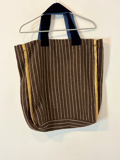 7 ROOMS. Bolso tote Amanda rayas