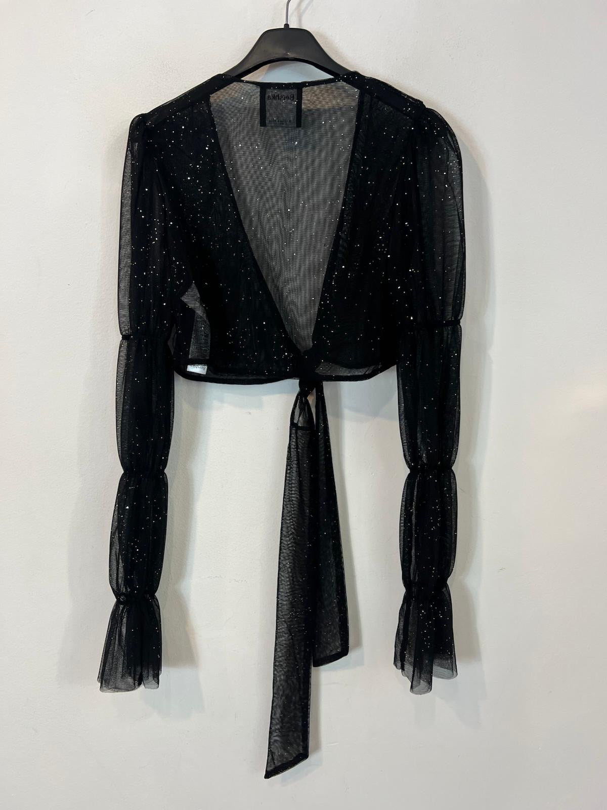 Top cruzado negro detalle mangas