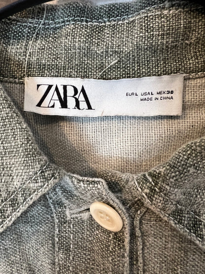 ZARA. Sobre camisa lino verde jaspeado. T L