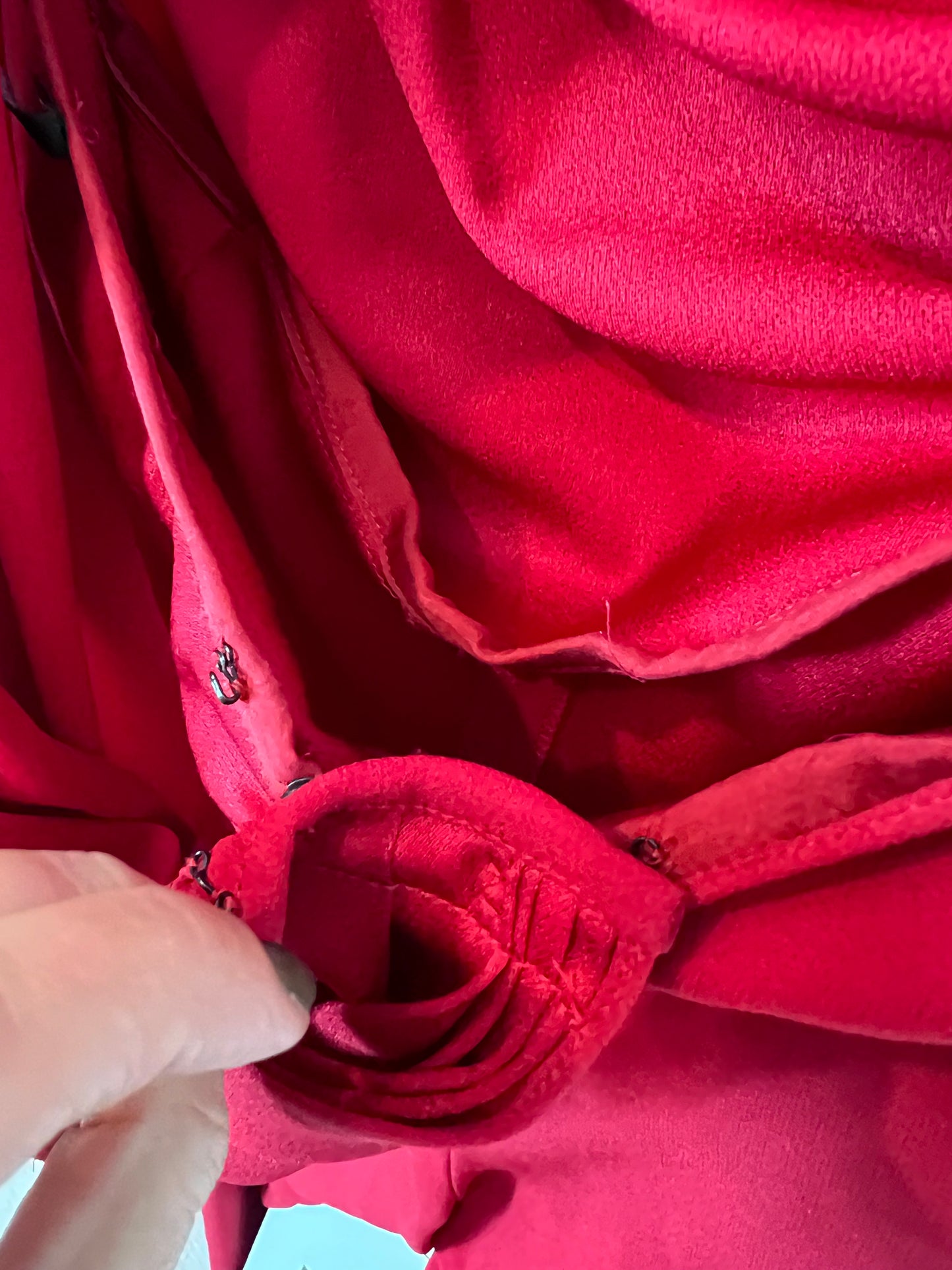 ROBERTO TORRETTA. Mono largo rojo detalle espalda. T M