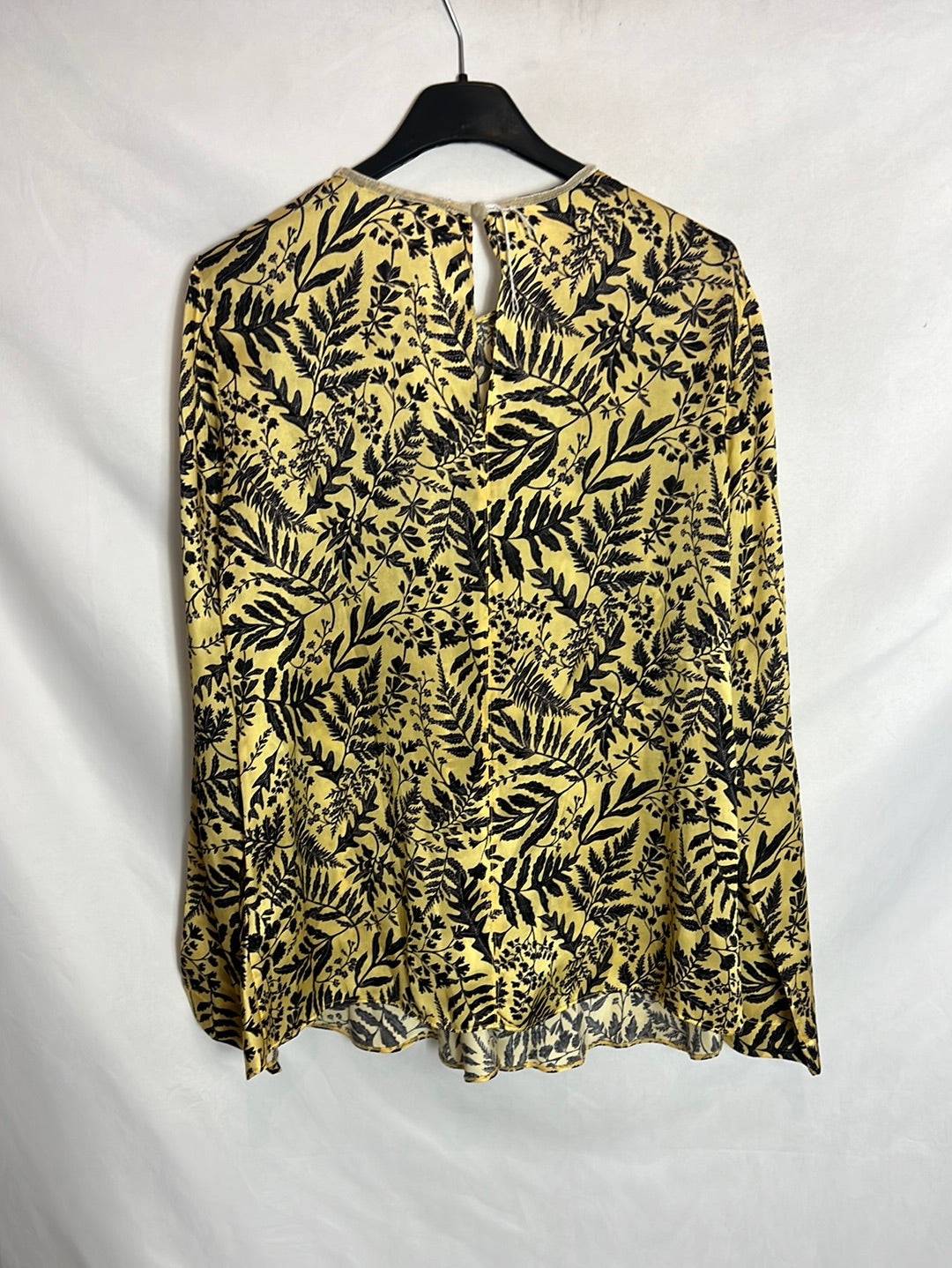 OTRAS. Blusa seda estampada. T M
