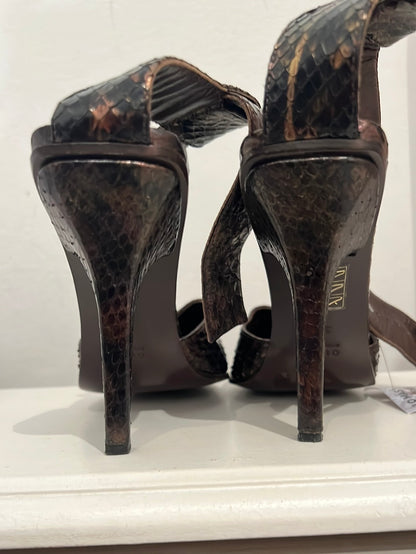 GUCCI. Tacones efecto piel cocodrilo varios colores. 36,5