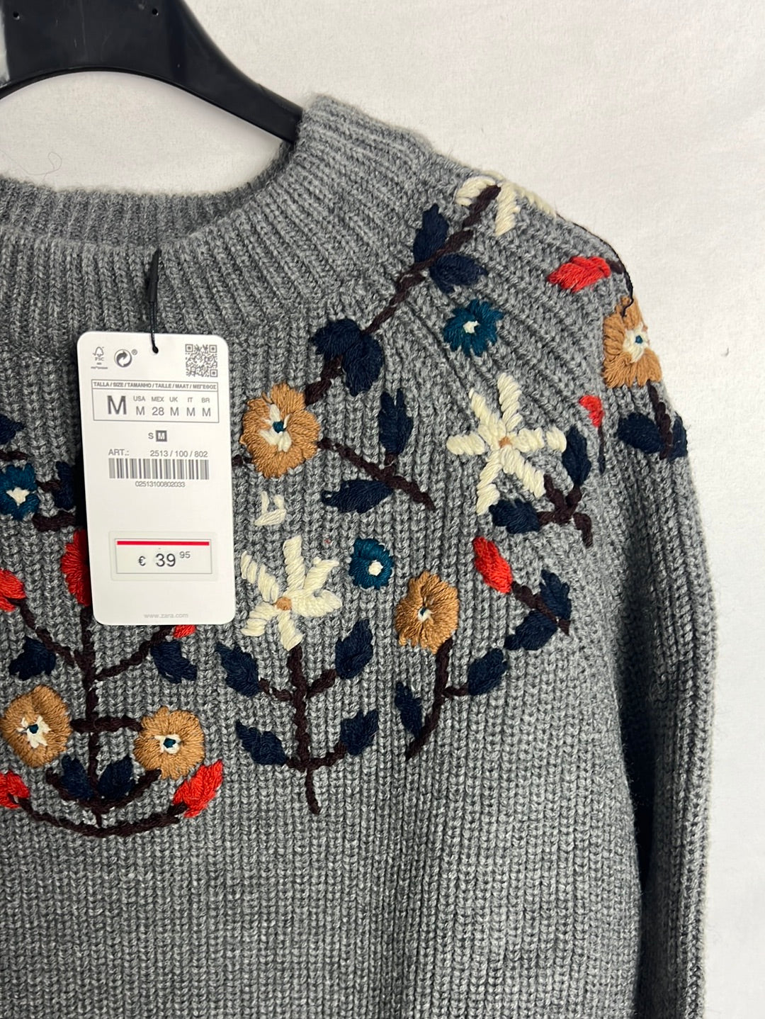 ZARA. Jersey gris bordados . TM