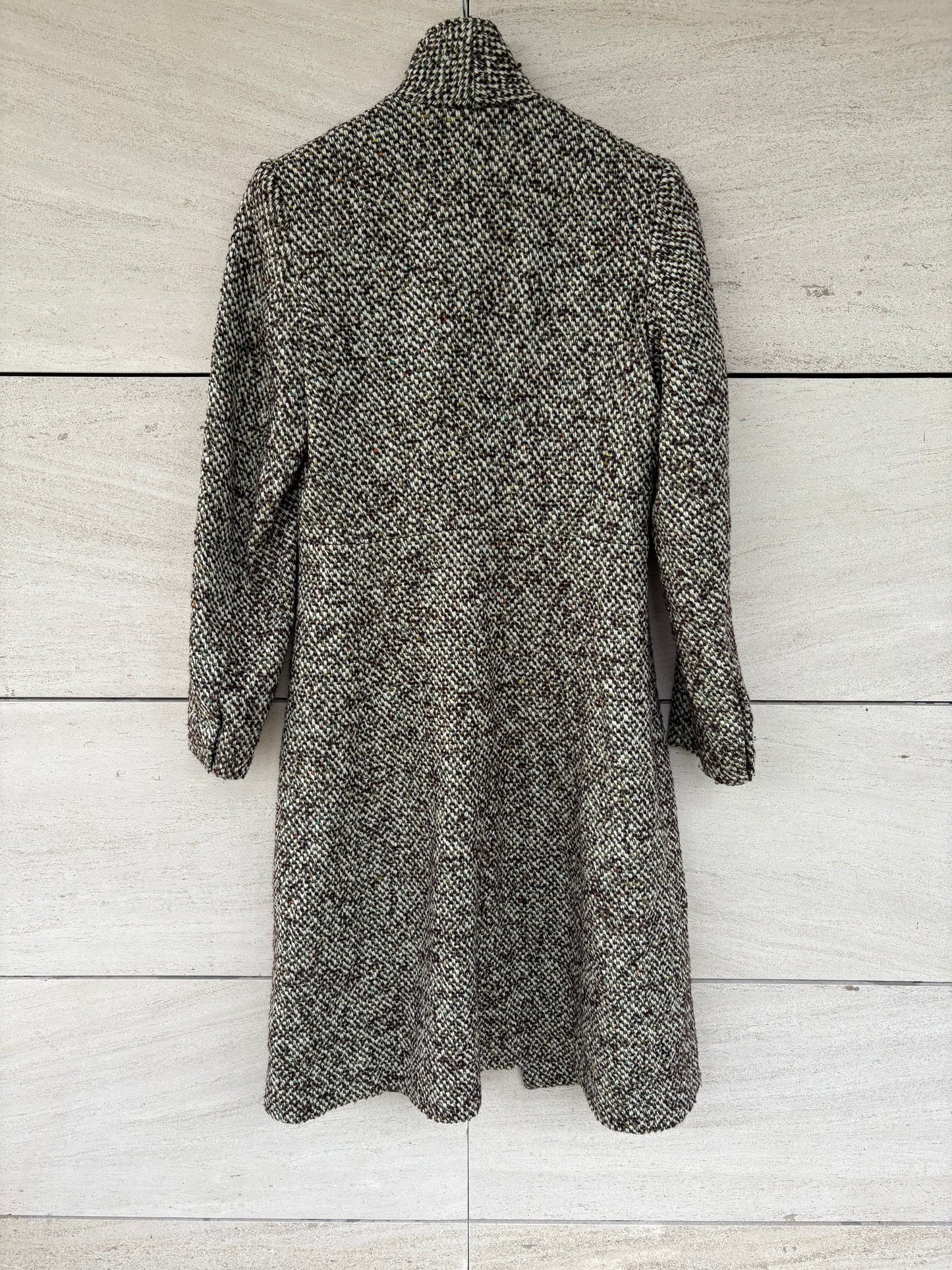 ROBERTO TORRETTA. Abrigo verde jaspeado lana