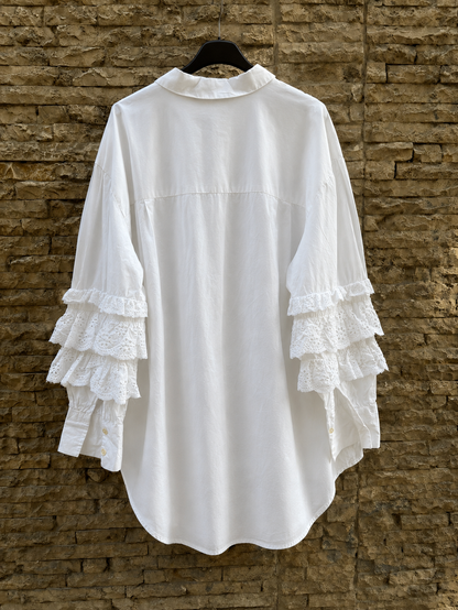 ZARA. Camisa blanca detalle manga