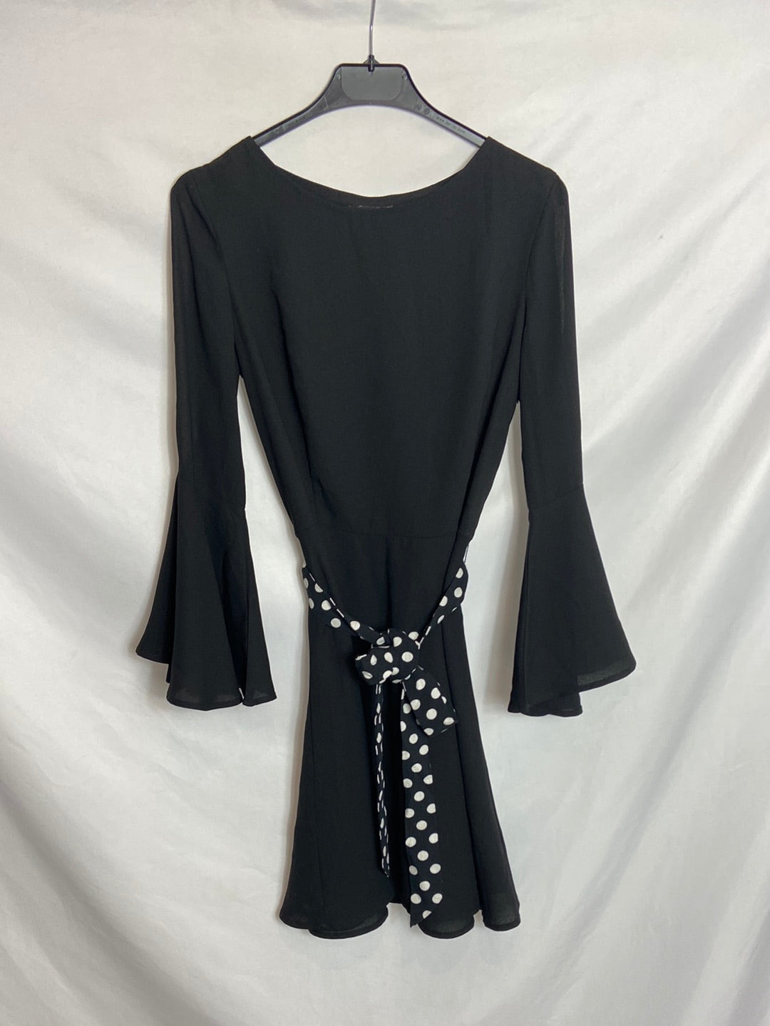 WHITE. Black dress with polka dot belt TS