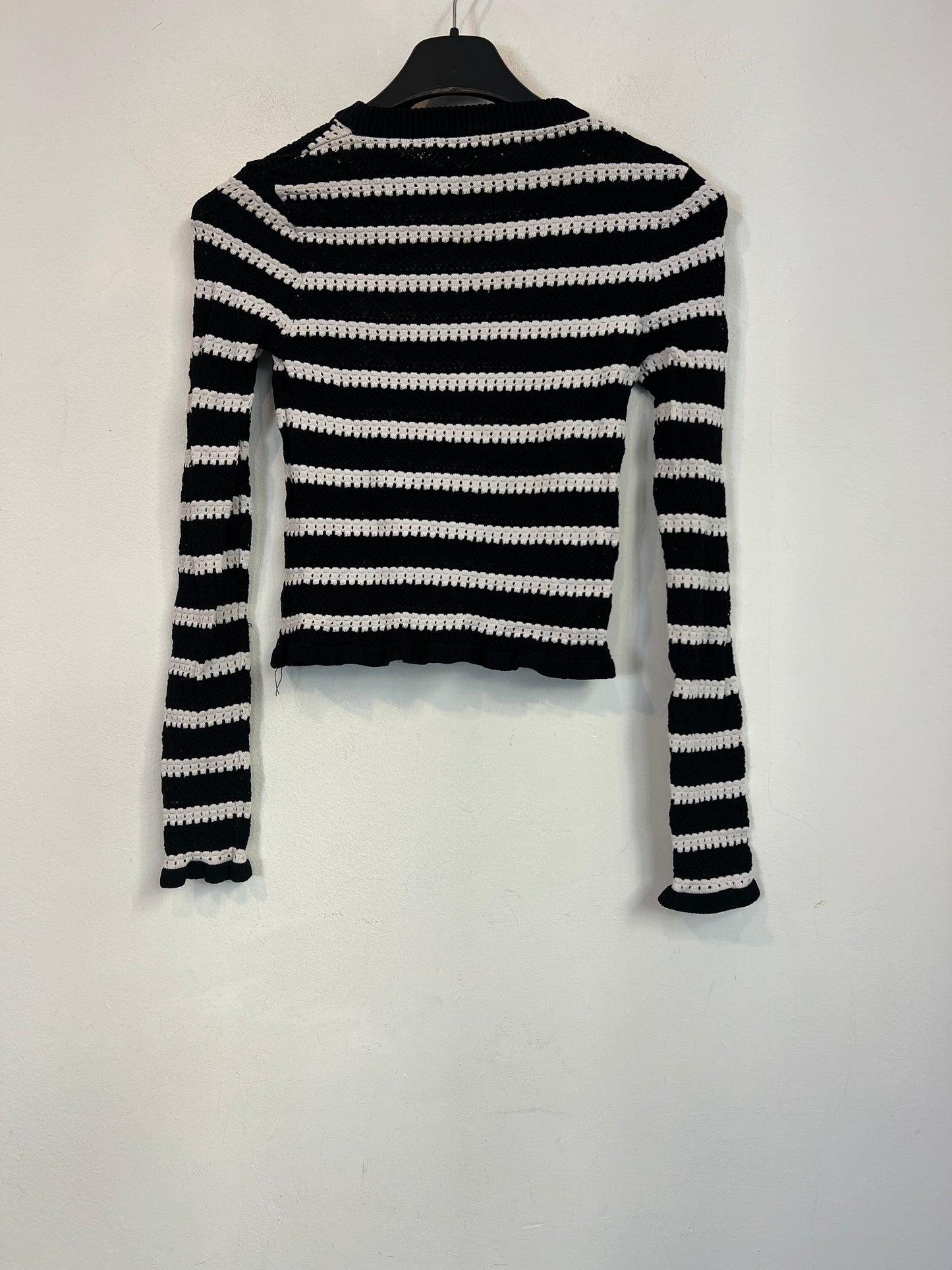 ZARA. Striped knit top Ts