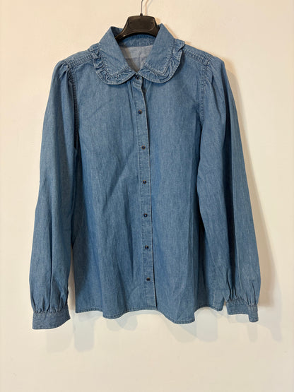 CORTEFIEL. Camisa denim ligera