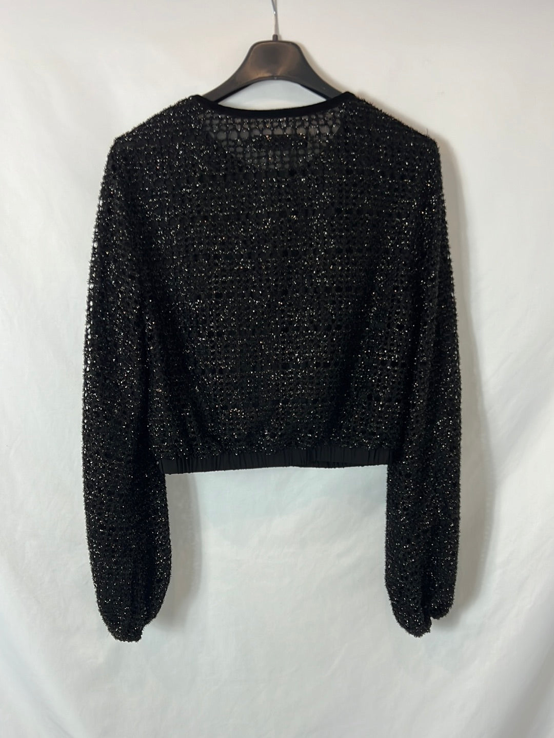 HOUSE OF HARLOW. Top negro rejilla brillo. T M