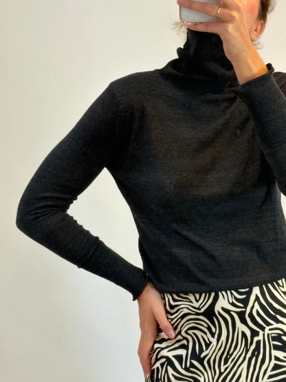 ZARA. Jersey gris jaspeado cuello vuelto