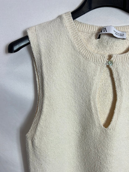 ZARA. Top punto textura beige. T M