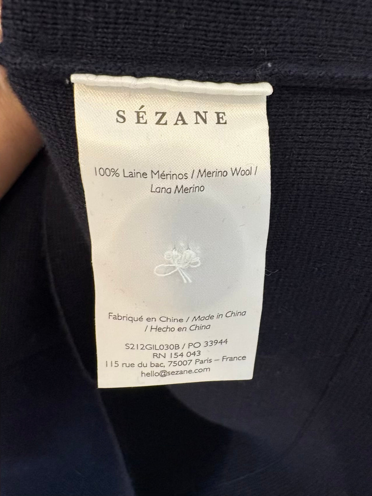 SÉZANE. Cárdigan lana merino croché