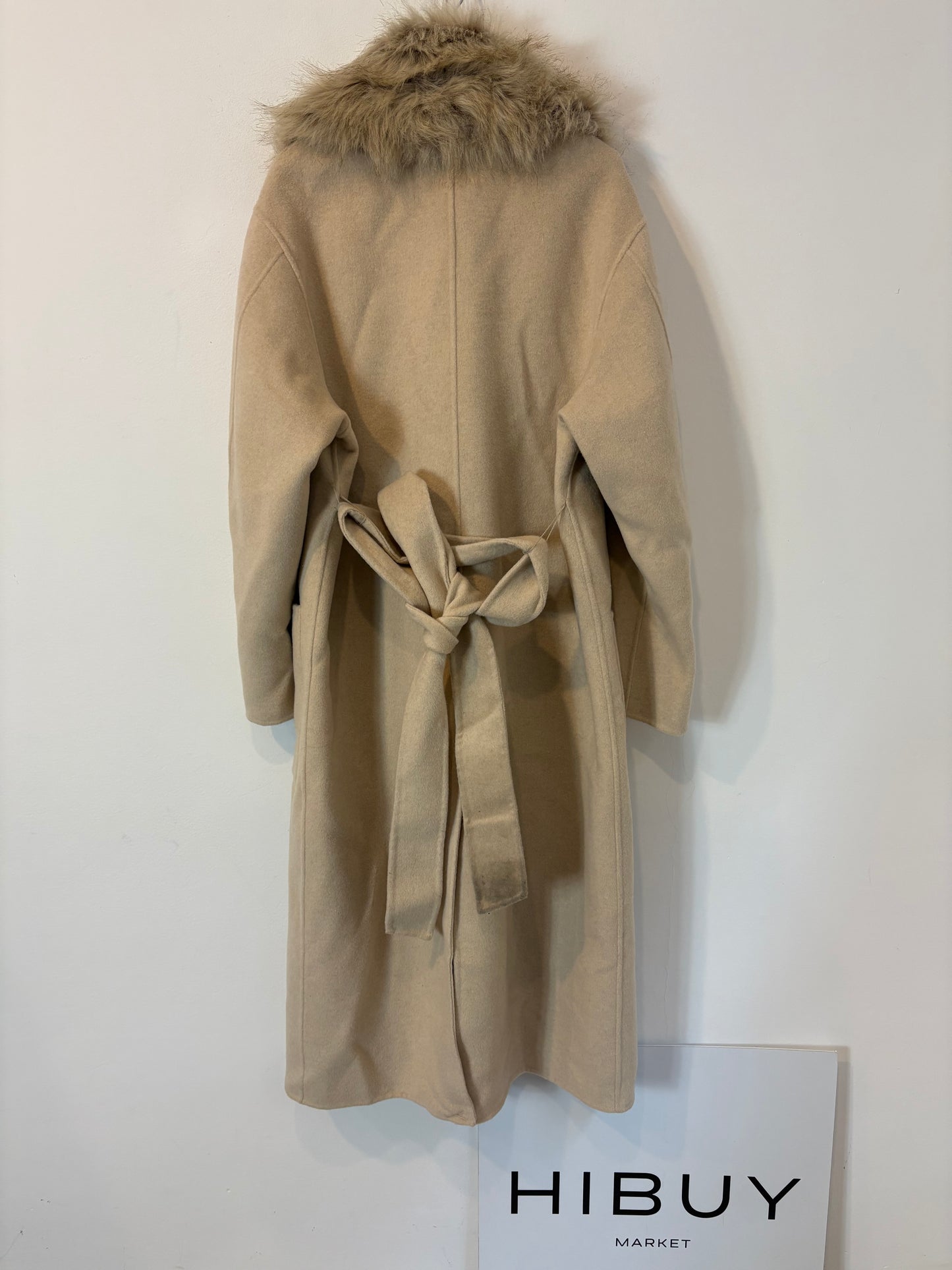 ZARA. Abrigo con lana solapa