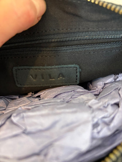 VILA. Glossy textured handbag