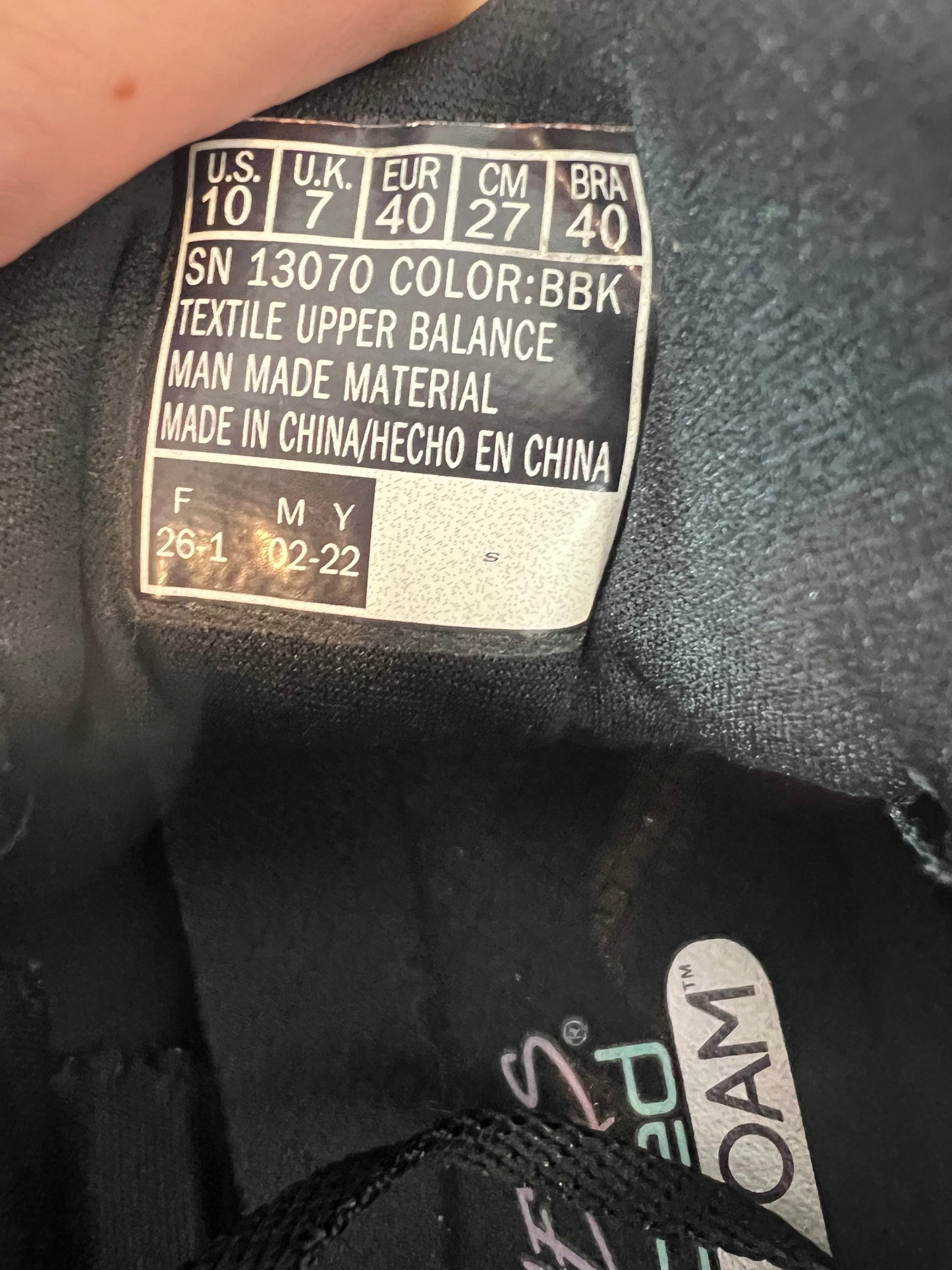 SKETCHERS. Zapatillas negras textura. T 40