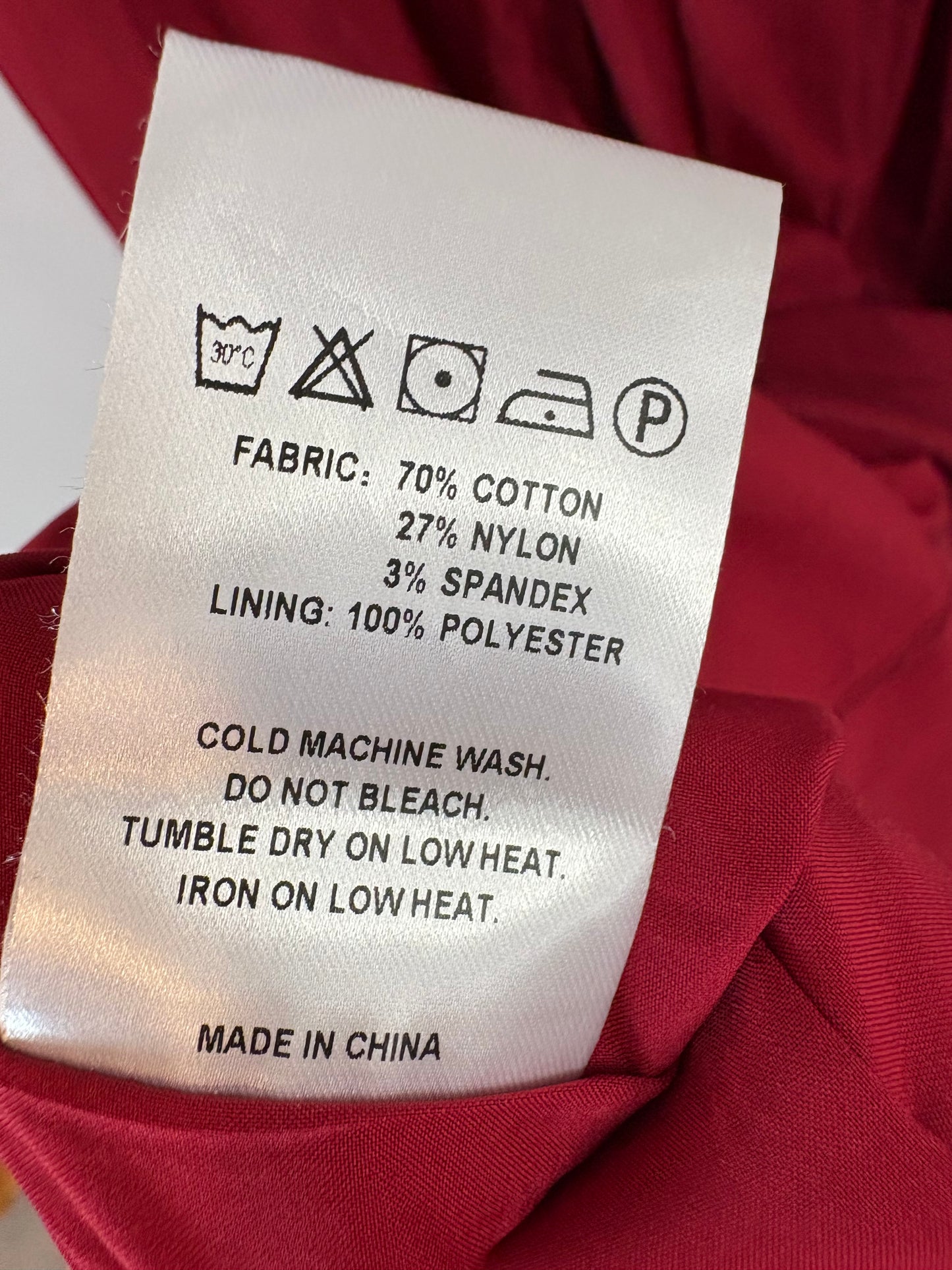 PEPPERMAYO. Vestido largo palabra de honor color vino. T XS