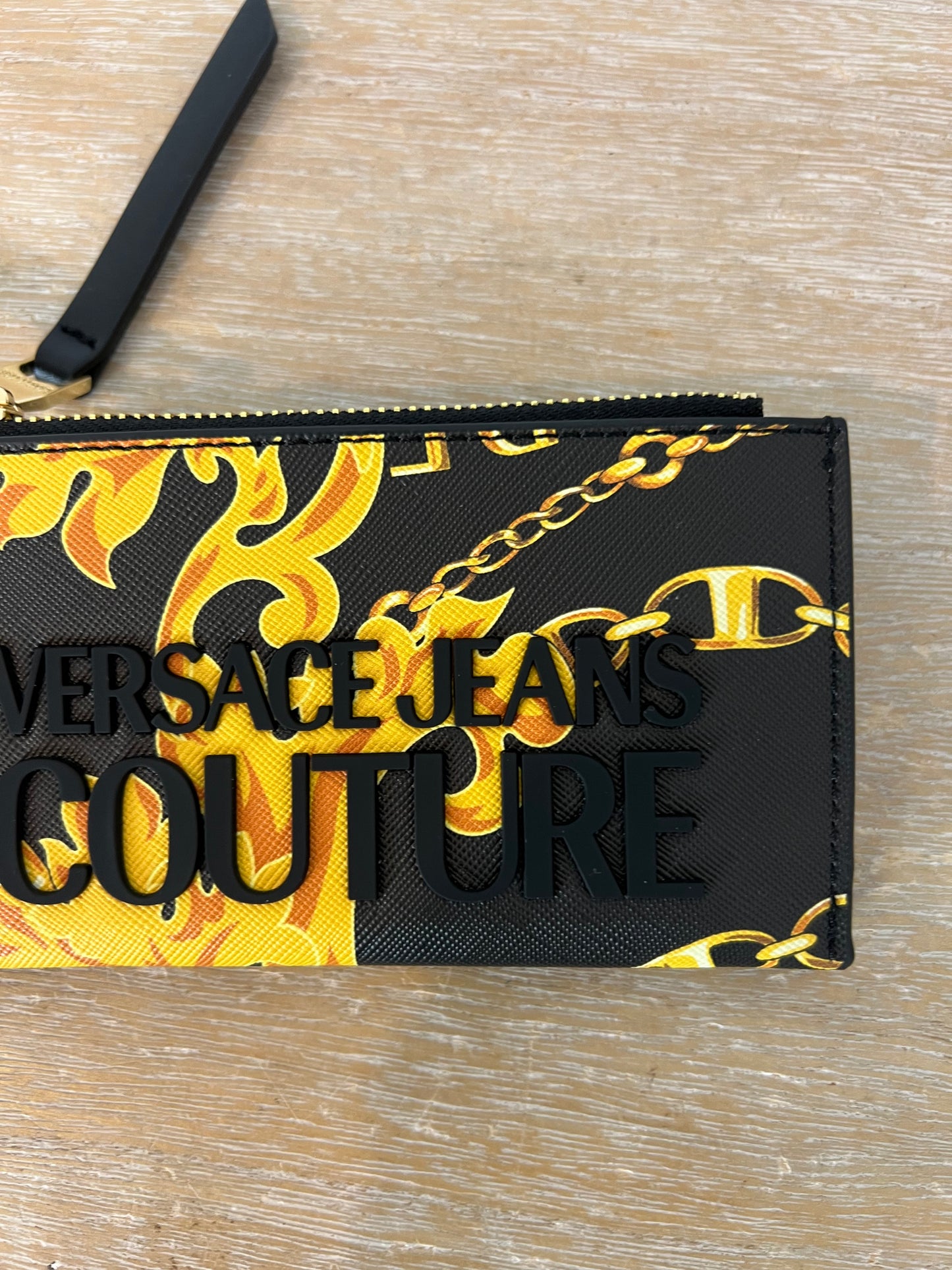 VERSACE JEANS COUTURE. Bolso doble asa y monedero hebilla dorada