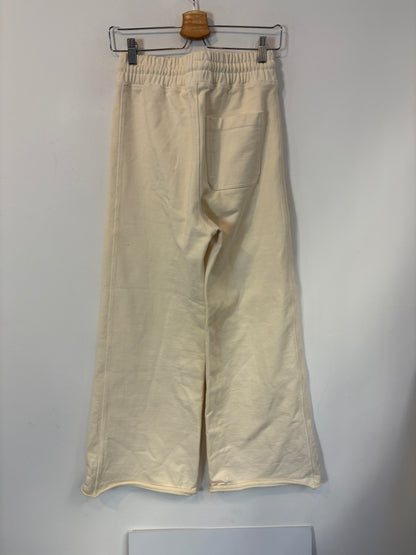 ZARA. Flowy green trousers T.xs