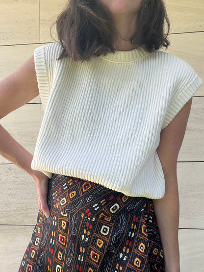 MASSIMO DUTTI. Top punto beige claro. T M