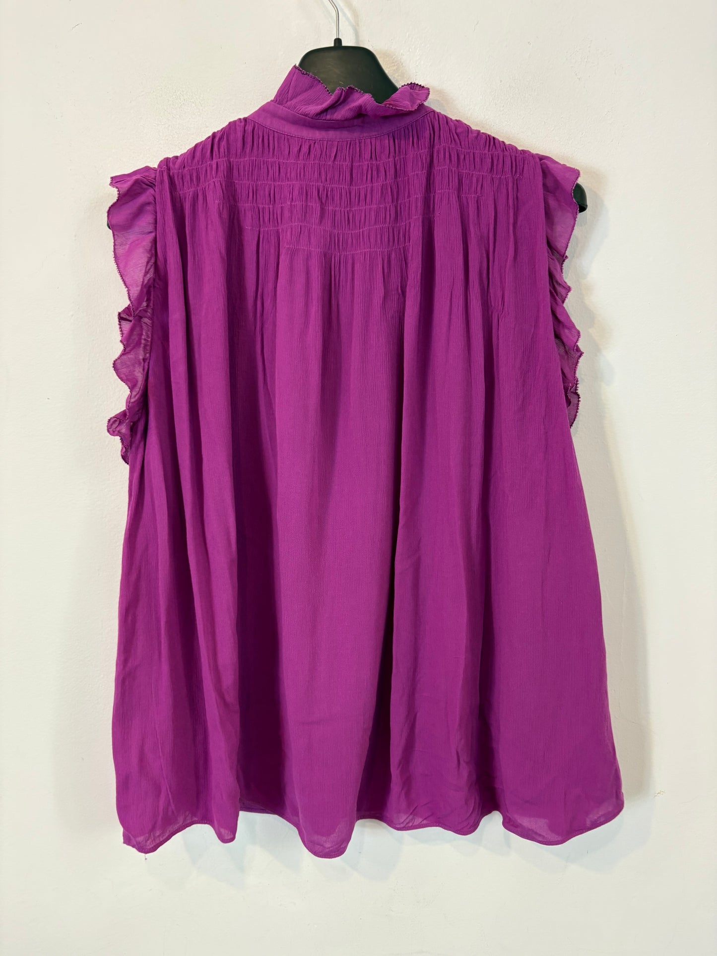 BA&SH. Top morado fluido volantes