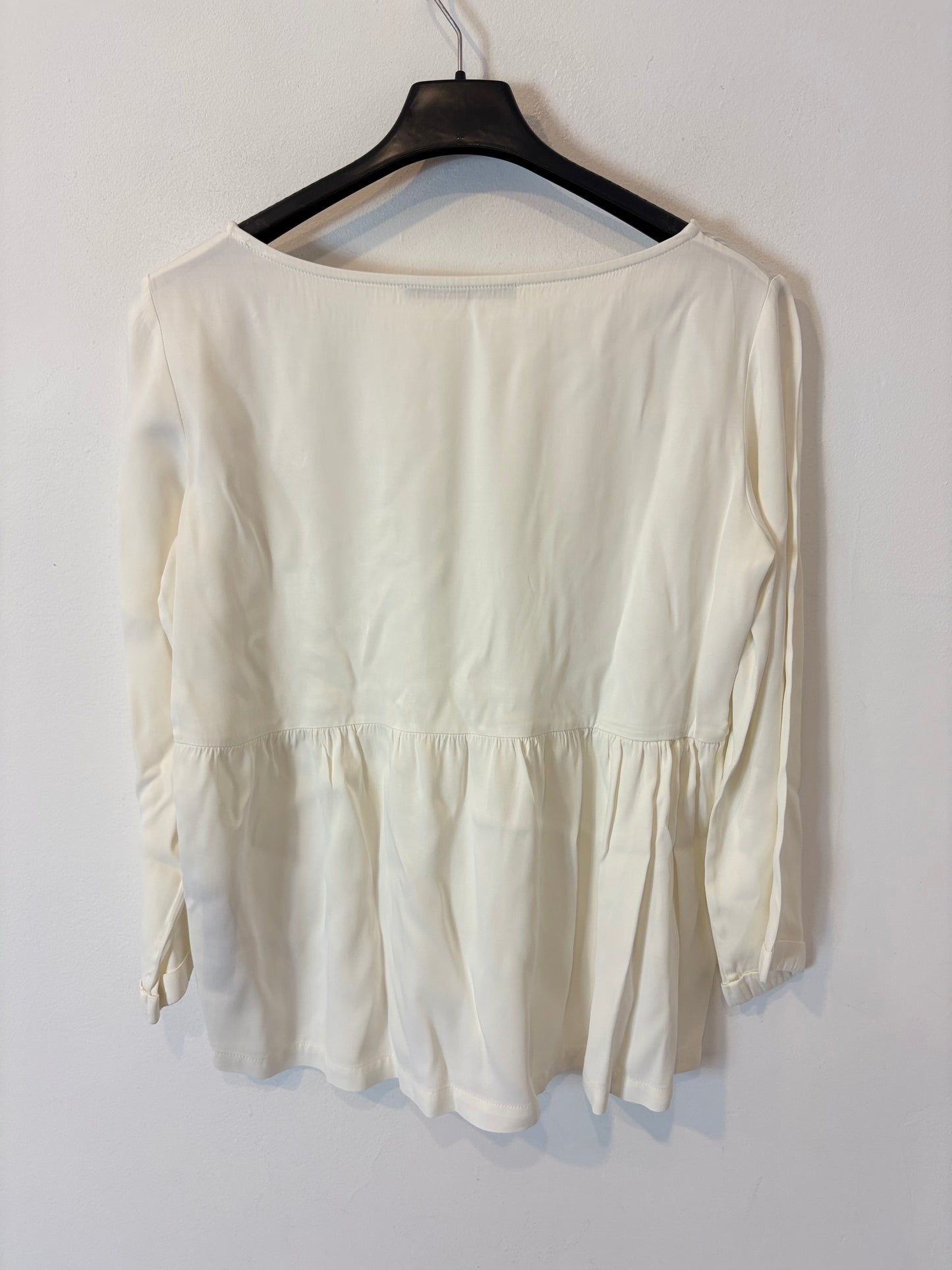 UTERQÜE. Blusa blanca fluida. T S