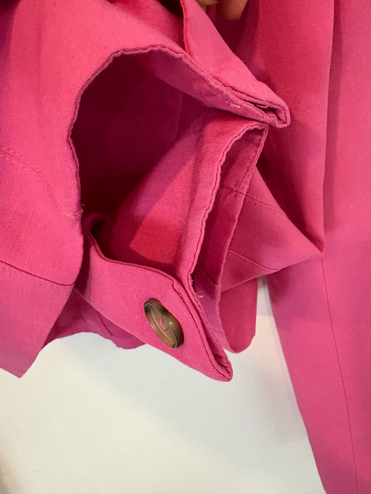 ZARA. Chaqueta rosa cropped. T M