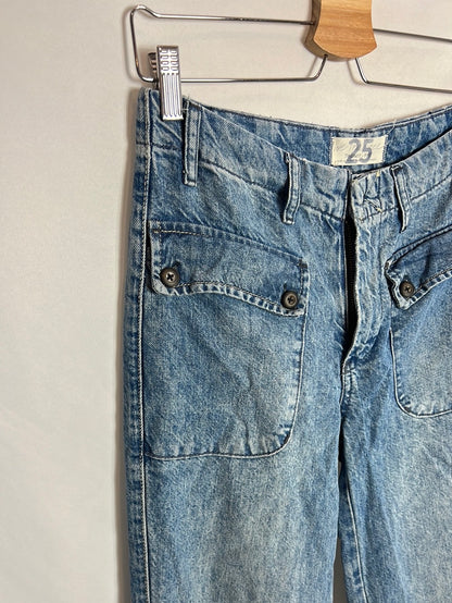 FREE PEOPLE. Flowy denim with a worn effect. T 25 (36)