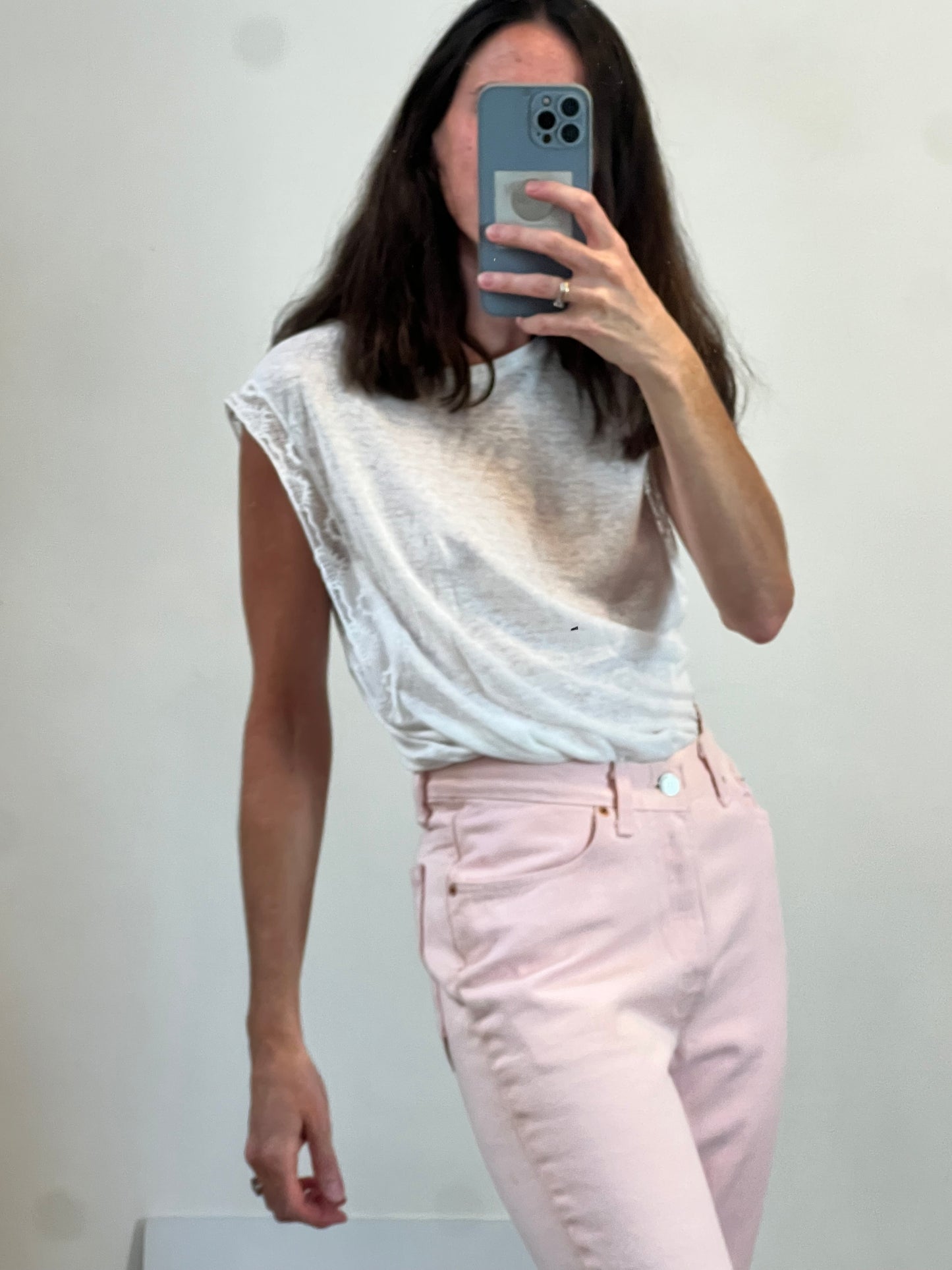 DES PETITS HAUTS. Top lino blanco detalle mangas