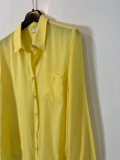 TCN. Yellow blouse with silk Ts