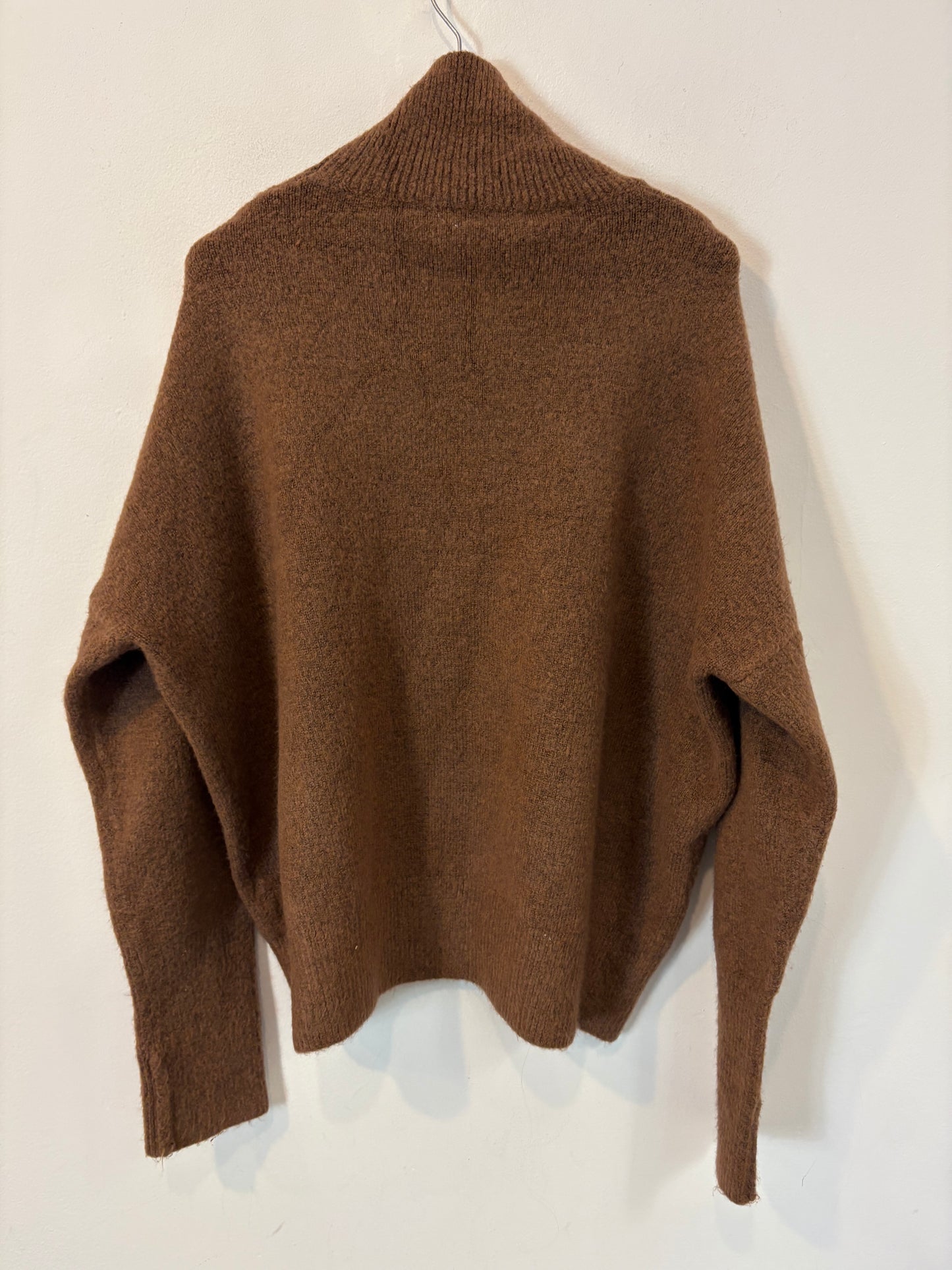 ZARA. Black stretch knit top. TL