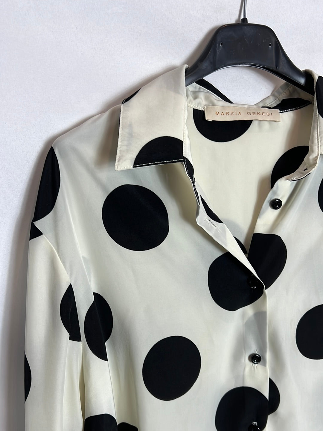 MARZIA GENESI. Total look skirt and silk blouse with polka dots. T 38/40