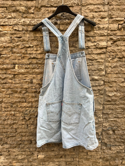 LEVI'S. Peto corto vaquero T.s