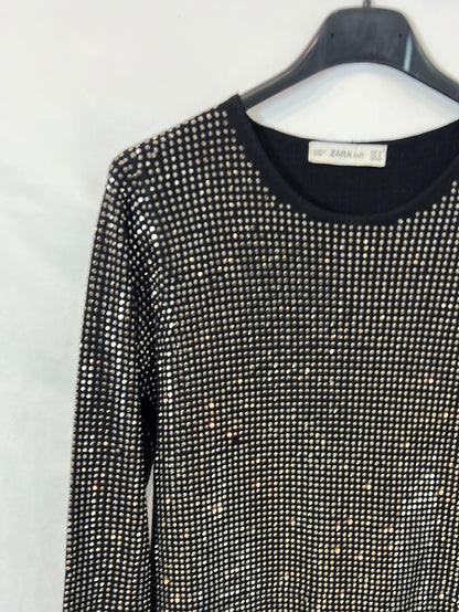 ZARA. Vestido negro tachuelas T.s
