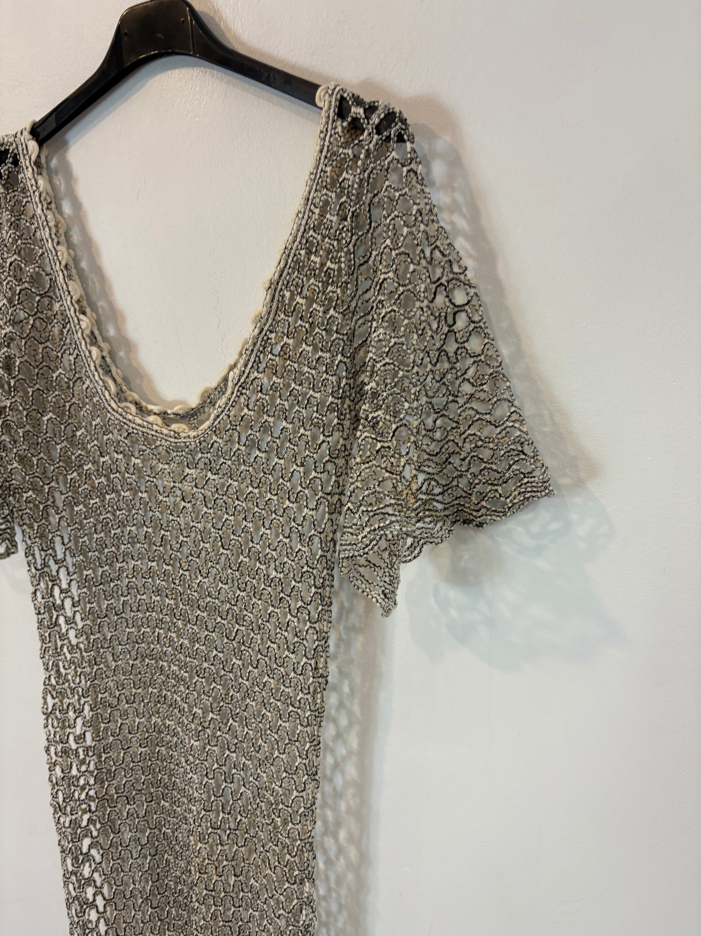 MASSIMO DUTTI. Short green skirt with pocket T.xs