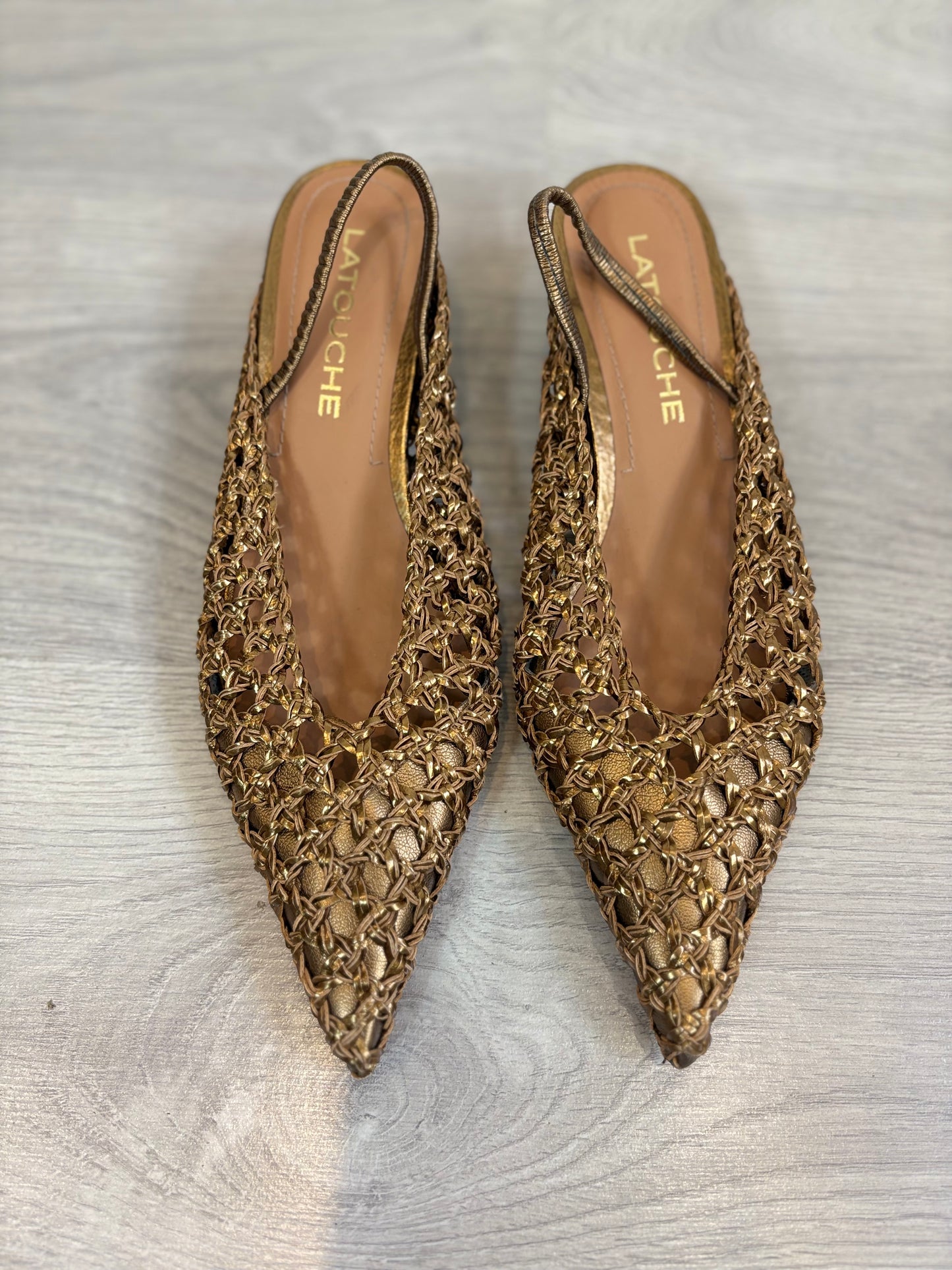LATOUCHE. Zapatos ocre trenzado T 39