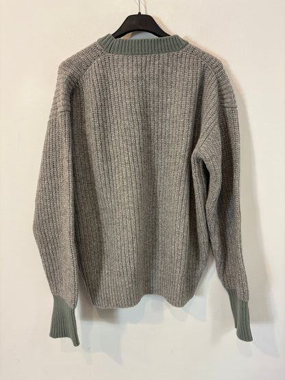 MÖHEL. Jersey gris lana detalle cuello