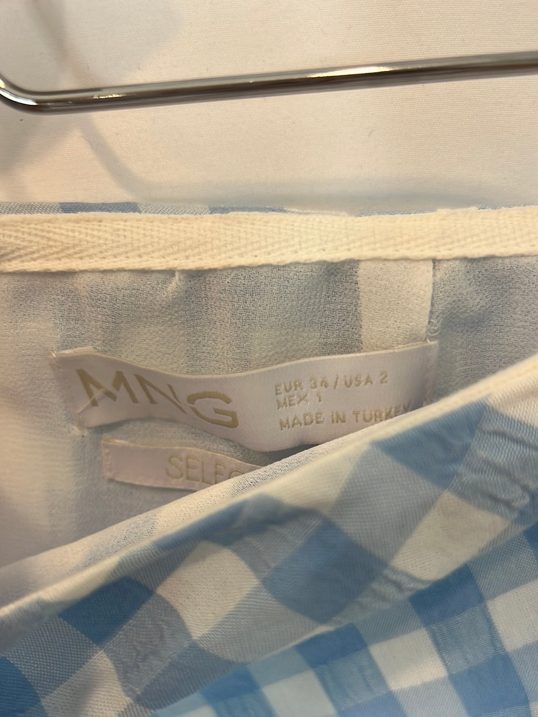 MANGO. Falda corta cuadros vichy T.36