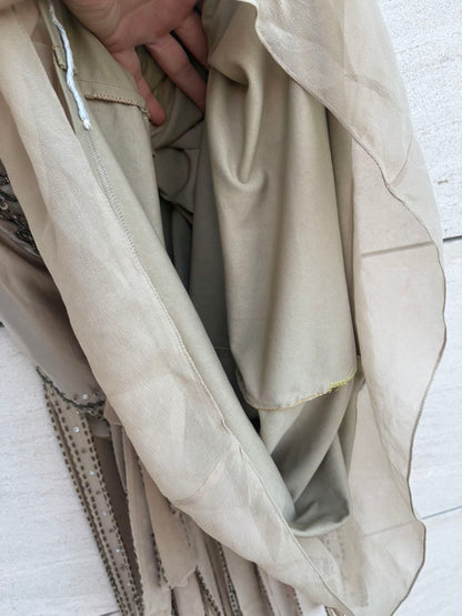 VERSACE Jeans Couture. Vestido de cóctel de seda beige con bordados