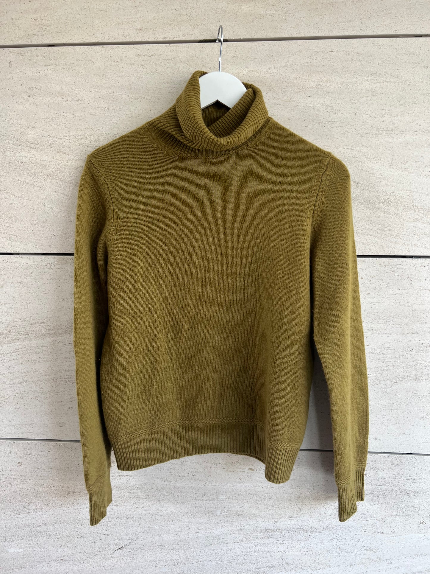 MONOPRIX MAISON. Khaki cashmere sweater. T 0 (xs)